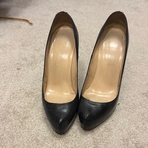 Classic Black Leather Pumps